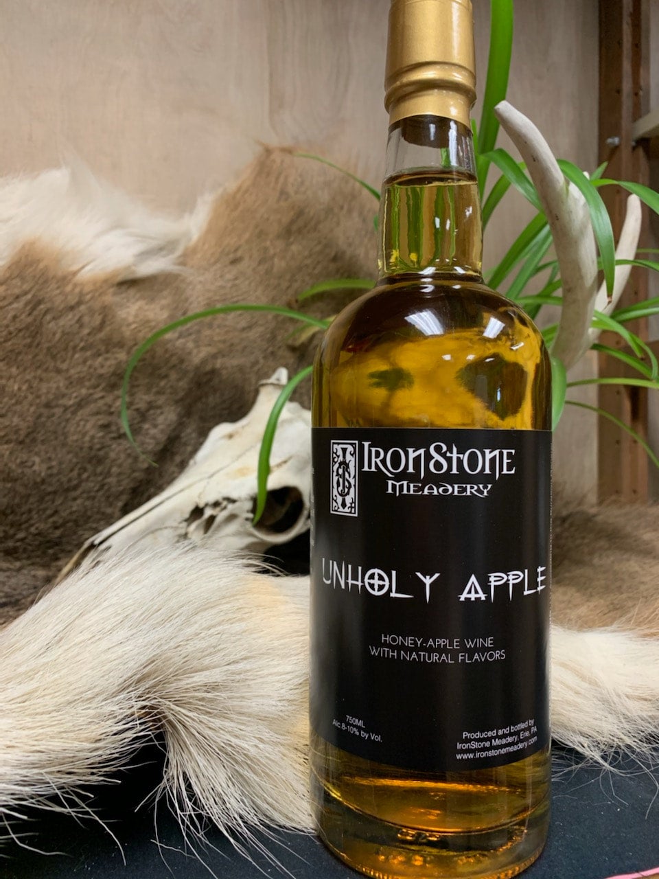 Unholy Apple Ironstone Meadery